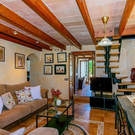 Holiday home Casa Baix